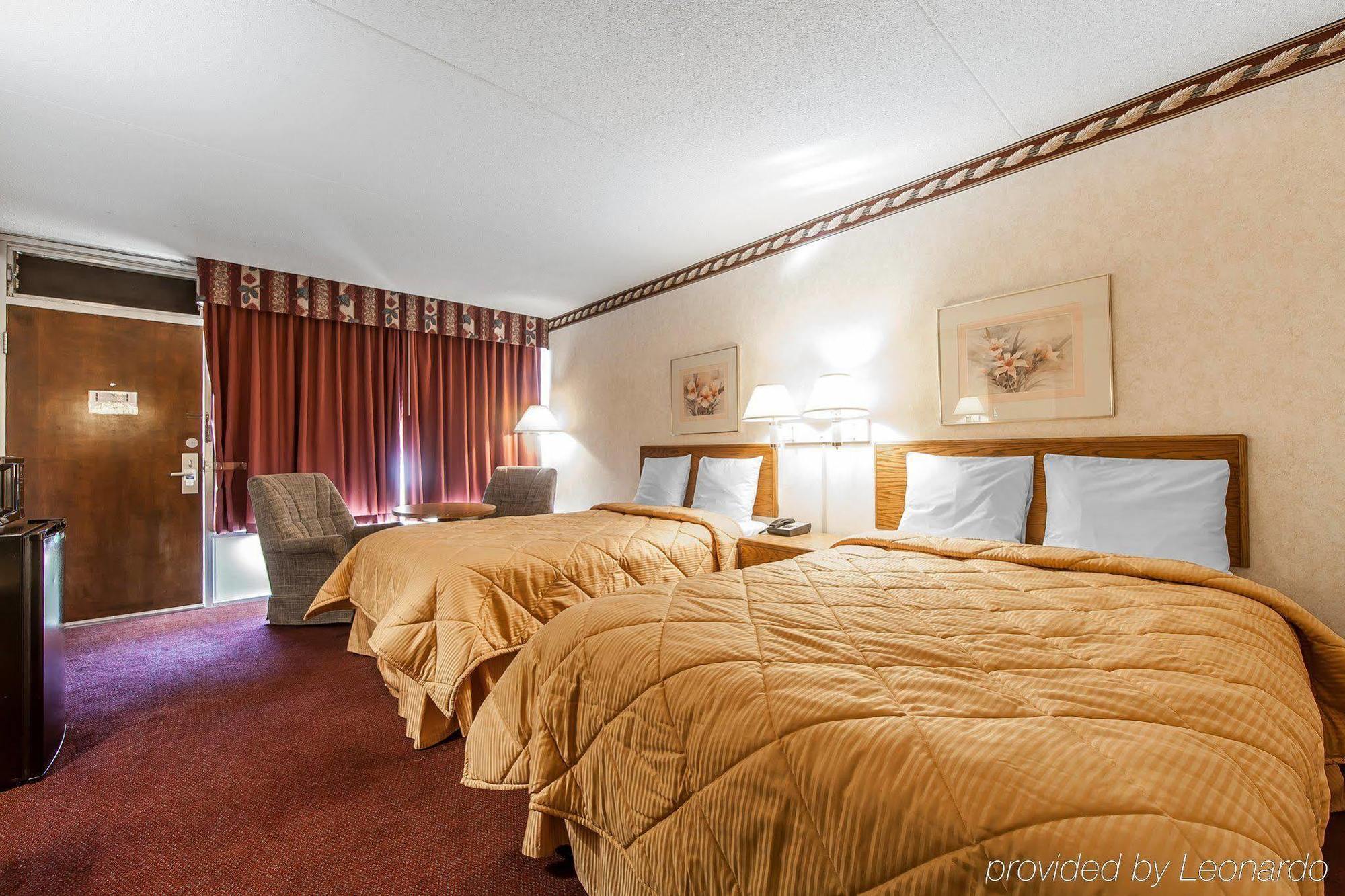 Rodeway Inn Суитуотер Экстерьер фото